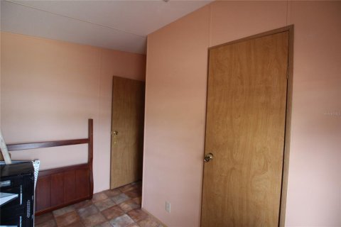 Condo in Okeechobee, Florida, 3 bedrooms  № 1114275 - photo 24