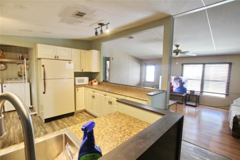 Condo in Okeechobee, Florida, 3 bedrooms  № 1114275 - photo 9