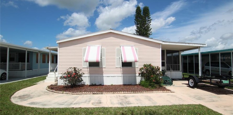 Condo in Okeechobee, Florida, 3 bedrooms  № 1114275