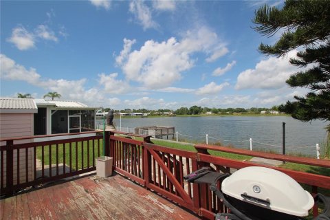 Condo in Okeechobee, Florida, 3 bedrooms  № 1114275 - photo 28