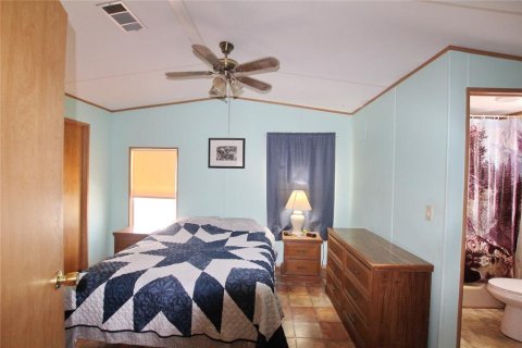 Condo in Okeechobee, Florida, 3 bedrooms  № 1114275 - photo 20