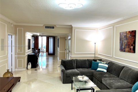 Condominio en alquiler en Fort Lauderdale, Florida, 3 dormitorios, 193.79 m2 № 1345071 - foto 11