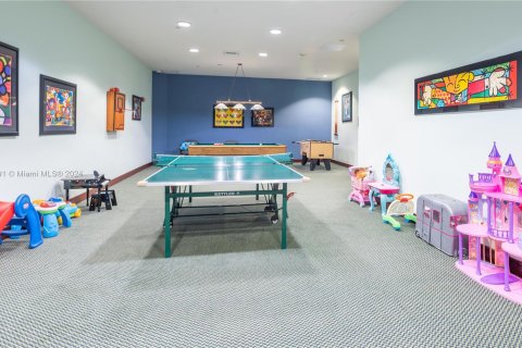 Condo in Fort Lauderdale, Florida, 3 bedrooms  № 1345071 - photo 24