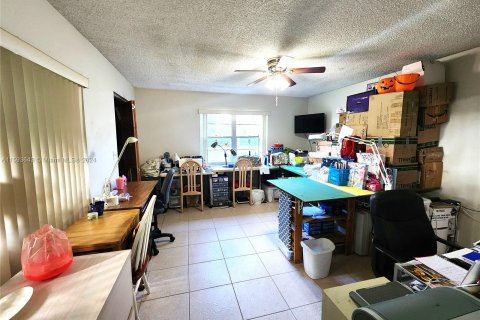 Copropriété à vendre à Lauderhill, Floride: 3 chambres, 148.64 m2 № 1185784 - photo 24