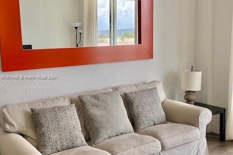 Condo in Hollywood, Florida, 1 bedroom  № 948821 - photo 8