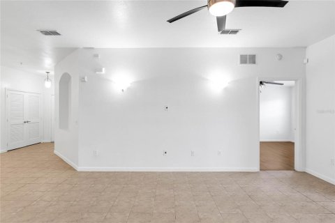 Copropriété à vendre à Kissimmee, Floride: 3 chambres, 136.1 m2 № 1369933 - photo 6