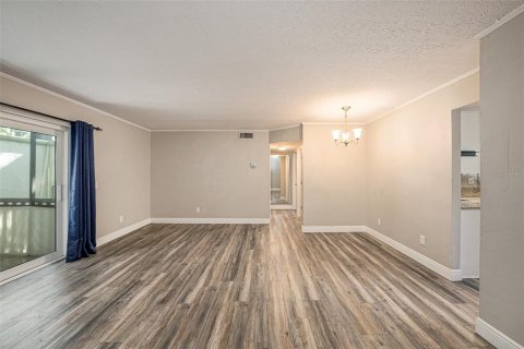 Copropriété à vendre à Tampa, Floride: 2 chambres, 82.13 m2 № 1369932 - photo 8