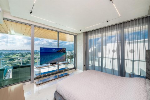 Condominio en venta en Miami Beach, Florida, 4 dormitorios, 310.85 m2 № 784159 - foto 20