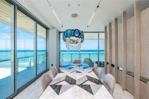 Copropriété à vendre à Miami Beach, Floride: 4 chambres, 310.85 m2 № 784159 - photo 8