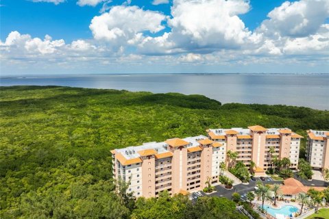 Condominio en venta en Saint Petersburg, Florida, 3 dormitorios, 187.01 m2 № 1379334 - foto 1