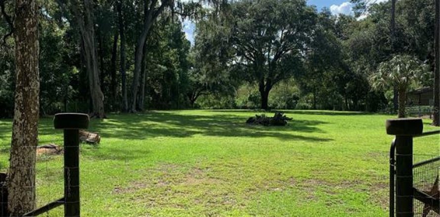 Land in Brooksville, Florida № 1340354