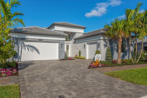 House in Valencia Grand in Boynton Beach, Florida 3 bedrooms, 323 sq.m. № 641831 - photo 5