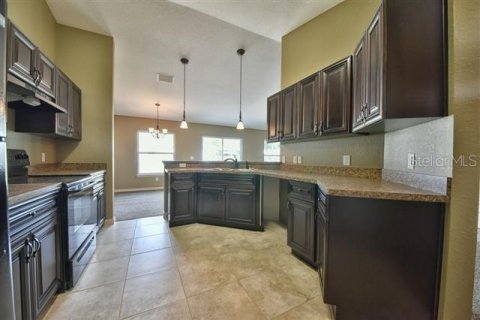 Casa en venta en Ocala, Florida, 4 dormitorios, 162.3 m2 № 1387462 - foto 9