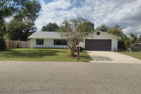 Casa en venta en Deltona, Florida, 3 dormitorios, 165.27 m2 № 1386869 - foto 2