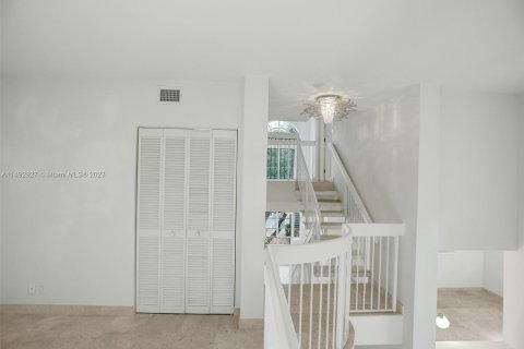 Touwnhouse à vendre à Miami Beach, Floride: 3 chambres, 176.51 m2 № 863529 - photo 22