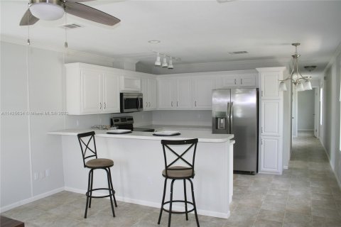 Villa ou maison à vendre à Tavernier, Floride: 2 chambres № 642297 - photo 5