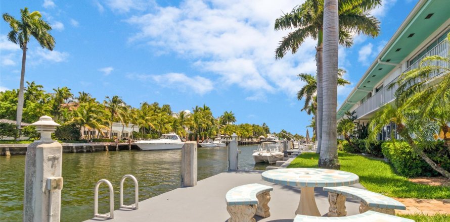 Condo in Fort Lauderdale, Florida, 1 bedroom  № 1121023