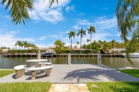 Condo in Fort Lauderdale, Florida, 1 bedroom  № 1121023 - photo 3