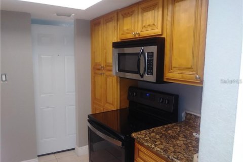 Condo in Orlando, Florida, 1 bedroom  № 1371681 - photo 4