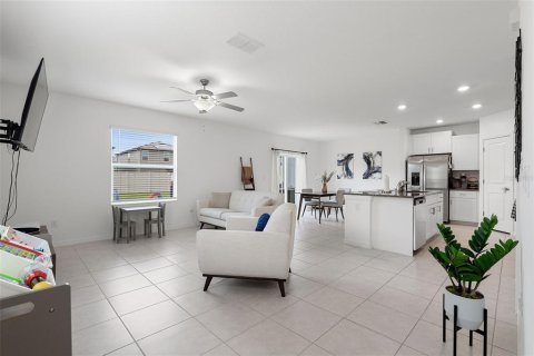 Casa en venta en Lutz, Florida, 4 dormitorios, 173.73 m2 № 697637 - foto 5