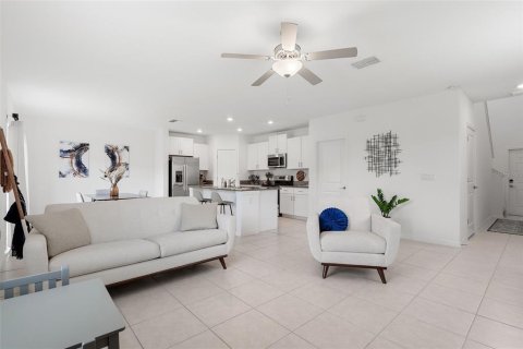 Villa ou maison à vendre à Lutz, Floride: 4 chambres, 173.73 m2 № 697637 - photo 7