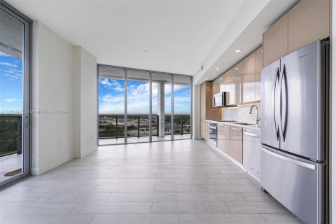 Condo in Sunrise, Florida, 2 bedrooms  № 1332592 - photo 1