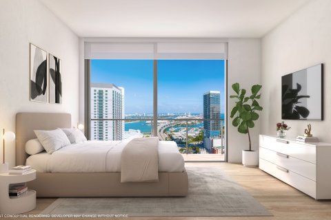 Studio in Miami, Florida in 600 MIami Worldcenter № 388940 - photo 1