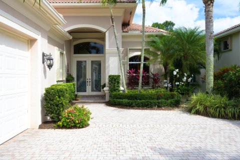 Villa ou maison à vendre à Palm Beach Gardens, Floride: 3 chambres, 274.9 m2 № 1100351 - photo 1