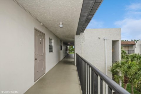 Copropriété à vendre à Davie, Floride: 1 chambre, 80.82 m2 № 1100350 - photo 1