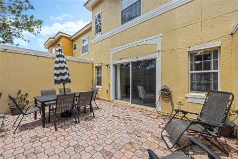 Townhouse in Kissimmee, Florida 3 bedrooms, 119.47 sq.m. № 1340162 - photo 28