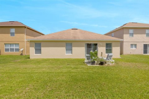 House in Kissimmee, Florida 3 bedrooms, 155.24 sq.m. № 1340163 - photo 26