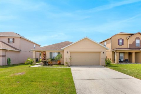 Casa en venta en Kissimmee, Florida, 3 dormitorios, 155.24 m2 № 1340163 - foto 2