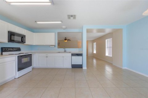 Casa en venta en Kissimmee, Florida, 3 dormitorios, 155.24 m2 № 1340163 - foto 13