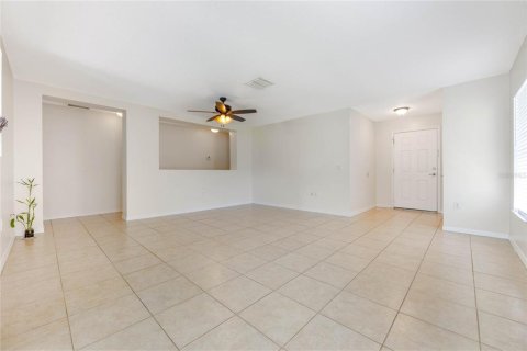 Casa en venta en Kissimmee, Florida, 3 dormitorios, 155.24 m2 № 1340163 - foto 14