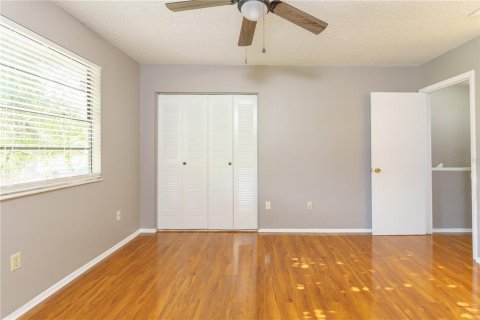 Townhouse in Tampa, Florida 2 bedrooms, 110.37 sq.m. № 1340161 - photo 21