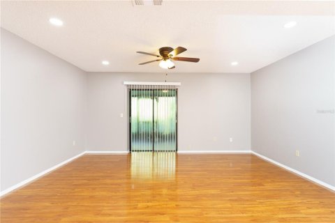 Townhouse in Tampa, Florida 2 bedrooms, 110.37 sq.m. № 1340161 - photo 17