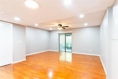 Townhouse in Tampa, Florida 2 bedrooms, 110.37 sq.m. № 1340161 - photo 12