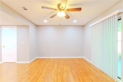 Townhouse in Tampa, Florida 2 bedrooms, 110.37 sq.m. № 1340161 - photo 16