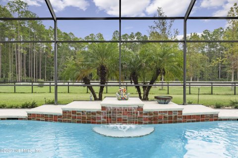 House in St. Johns, Florida 5 bedrooms, 474.17 sq.m. № 774620 - photo 6