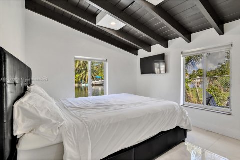 Villa ou maison à vendre à Hollywood, Floride: 4 chambres, 180.23 m2 № 1145282 - photo 20