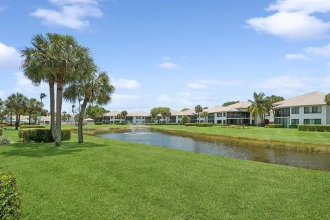 Copropriété à vendre à Delray Beach, Floride: 2 chambres, 156.63 m2 № 1129031 - photo 14