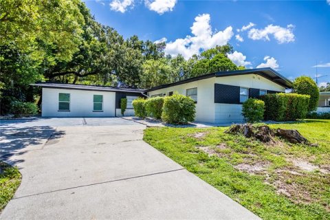 Villa ou maison à louer à Orlando, Floride: 3 chambres, 120.4 m2 № 219588 - photo 2