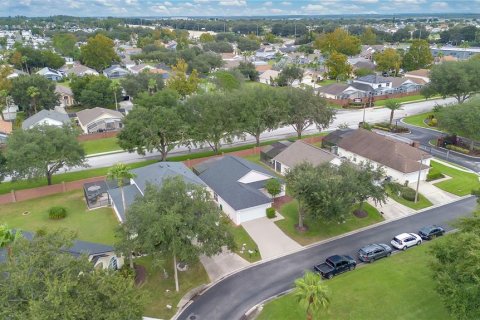 House in Davenport, Florida 3 bedrooms, 110.37 sq.m. № 1382911 - photo 24