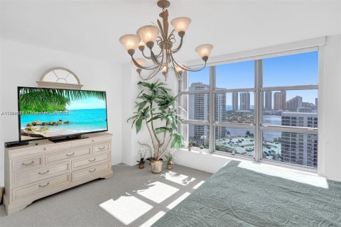 Condo in Aventura, Florida, 2 bedrooms  № 1421737 - photo 8