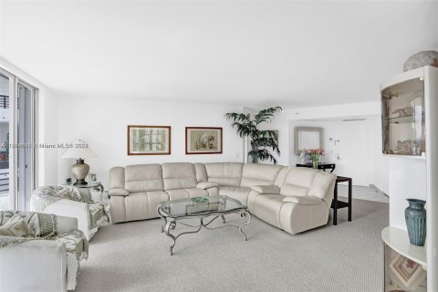 Condo in Aventura, Florida, 2 bedrooms  № 1421737 - photo 13