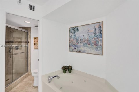 Condo in Aventura, Florida, 2 bedrooms  № 1421737 - photo 5