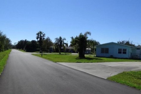 Terreno en venta en Punta Gorda, Florida № 1283352 - foto 3