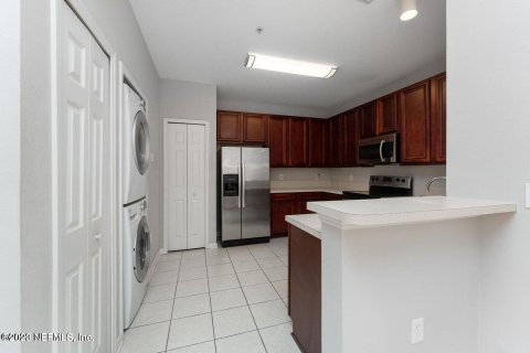 Copropriété à louer à Jacksonville, Floride: 3 chambres, 106.37 m2 № 872963 - photo 2