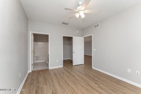 Condominio en alquiler en Jacksonville, Florida, 3 dormitorios, 106.37 m2 № 872963 - foto 4