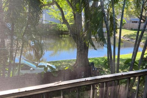 Adosado en venta en Tamarac, Florida, 2 dormitorios, 128.21 m2 № 1217065 - foto 11